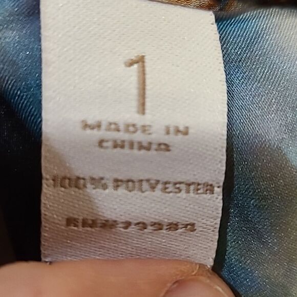 Chicos sheer‎ polyester blue and tan cheetah print flowy short sleeve shirt - Picture 4 of 6